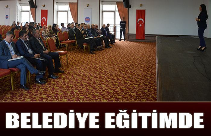 “Yöneticilik ve Yöneticilik Becerileri Geliştirme” konulu Eğitim Seminerine Akçaabat’ta başlandı.