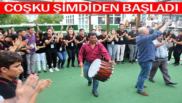 Coşku Şimdiden Başladı