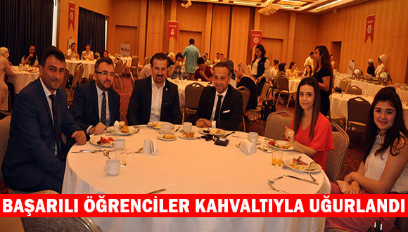 Başarılı Öğrenciler Kahvaltıyla Uğurlandı