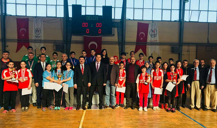 MASA TENİSİ MÜSABAKALARI SONA ERDİ