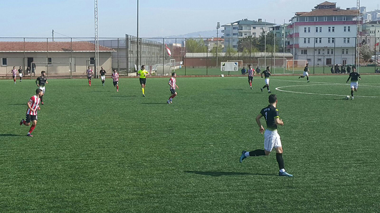 1985 DERECİKSPOR 2-ÇARŞIBAŞI BELEDİYESPOR 1