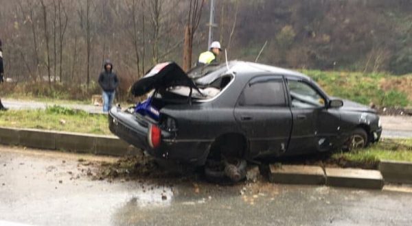 AKÇAABAT’TA TRAFİK KAZASI: 2 YARALI