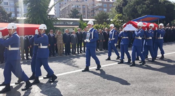 ŞEHİT ASKERLER MEMLEKETLERİNE UĞURLANDI