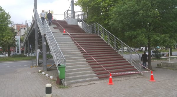 ÜSTGEÇİT KAUÇUK MALZEME İLE KAPLANIYOR