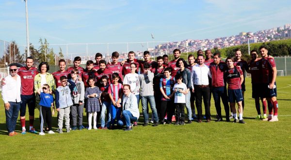 ÖZEL ÖĞRENCİLER TRABZONSPOR’U ZİYARET ETTİ