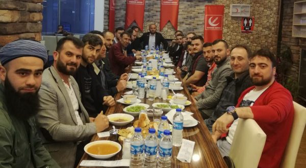 İSTİŞARE TOPLANTISINDA BİR ARAYA GELDİLER