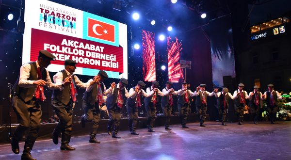 TRABZON’DA ULUSLARARASI HORON FESTİVALİNE BÜYÜK İLGİ