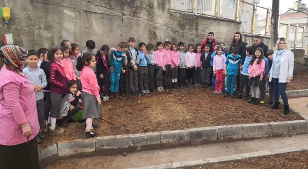 Bir Okula Daha Hobi Bahçesi Kuruldu