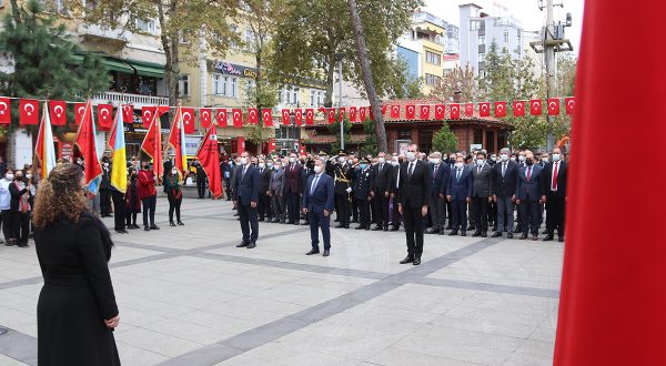 29 EKİM CUMHURİYET BAYRAMI ÇELENK TÖRENİ GERÇEKLEŞTİRİLDİ